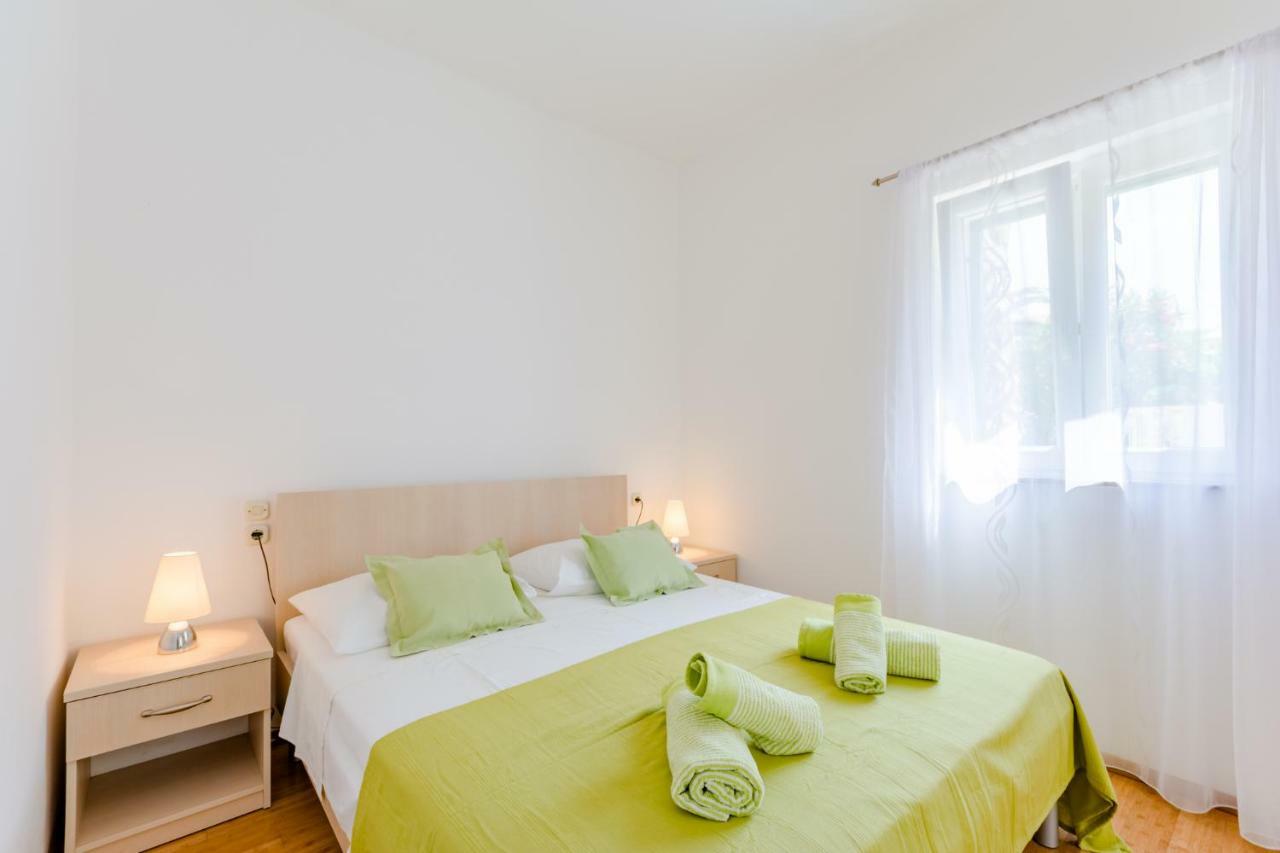 Holiday House Barbara ซูเปตาร์ ภายนอก รูปภาพ